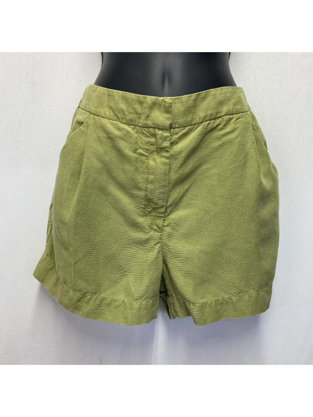 Aritzia Wilfred Fable Linen Pleated Mini Shorts Women 8 Lime Green Elastic Waist
